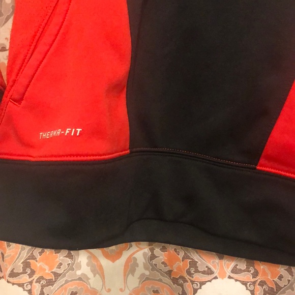 Kids Nike elite red and black sweater - Picture 2 of 4